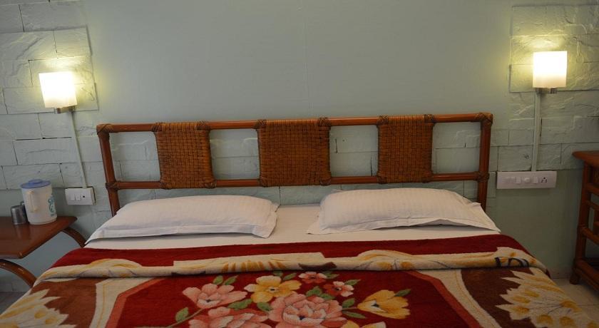 Hotel Rahil International Mahābaleshwar Eksteriør billede