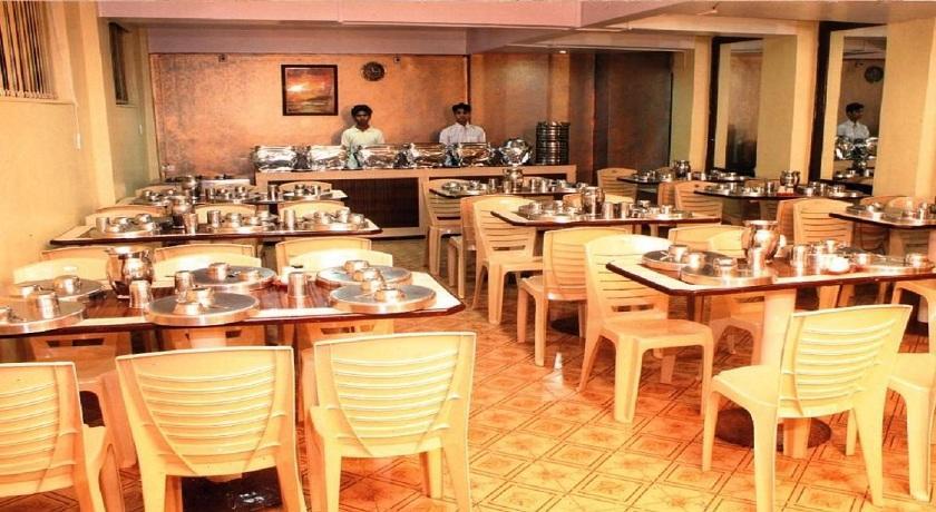 Hotel Rahil International Mahābaleshwar Eksteriør billede