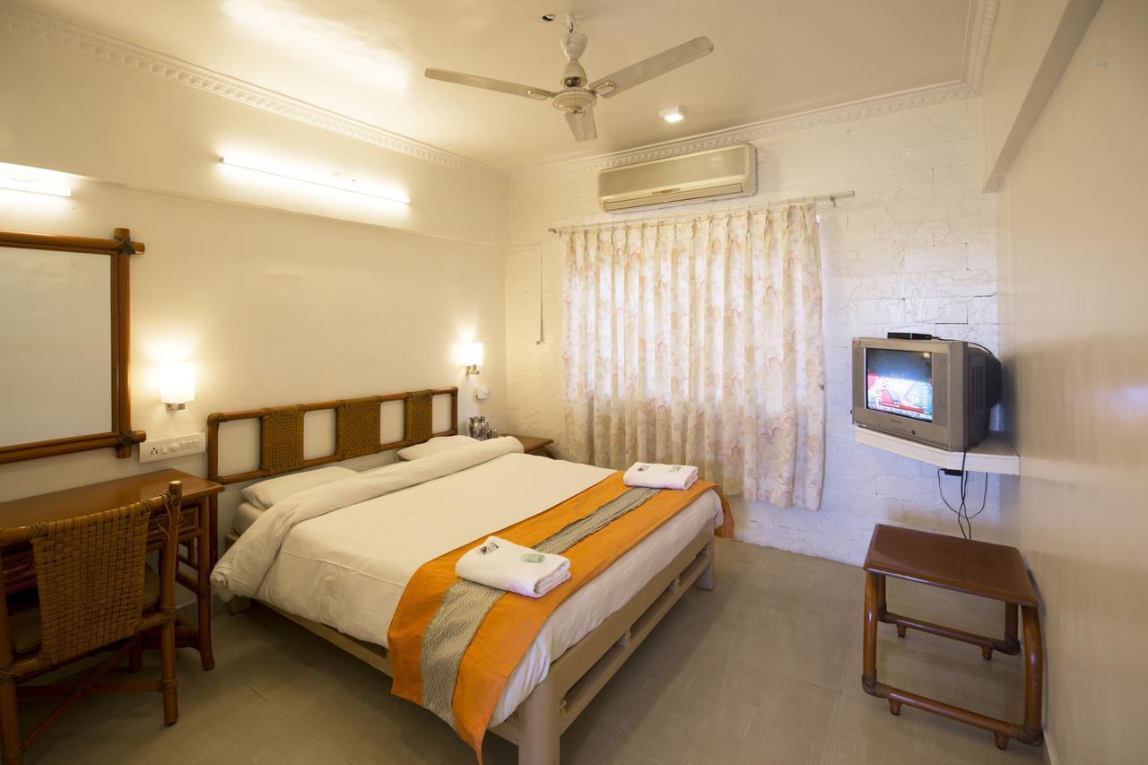 Hotel Rahil International Mahābaleshwar Eksteriør billede